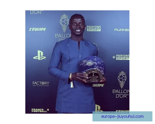 巴西国家队荣获苏格拉底奖展现足球精神与团队合作的伟大荣耀