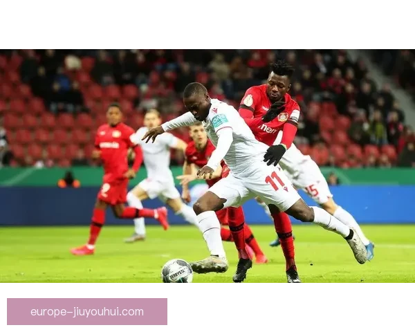 斯图加特联赛佳绩引赞助商加倍投资球衣胸前广告费