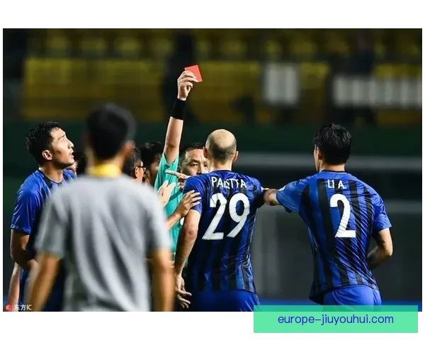 梅西英超对阵曼城一战中个人能力全面绽放的巅峰呈现技术与领袖价值